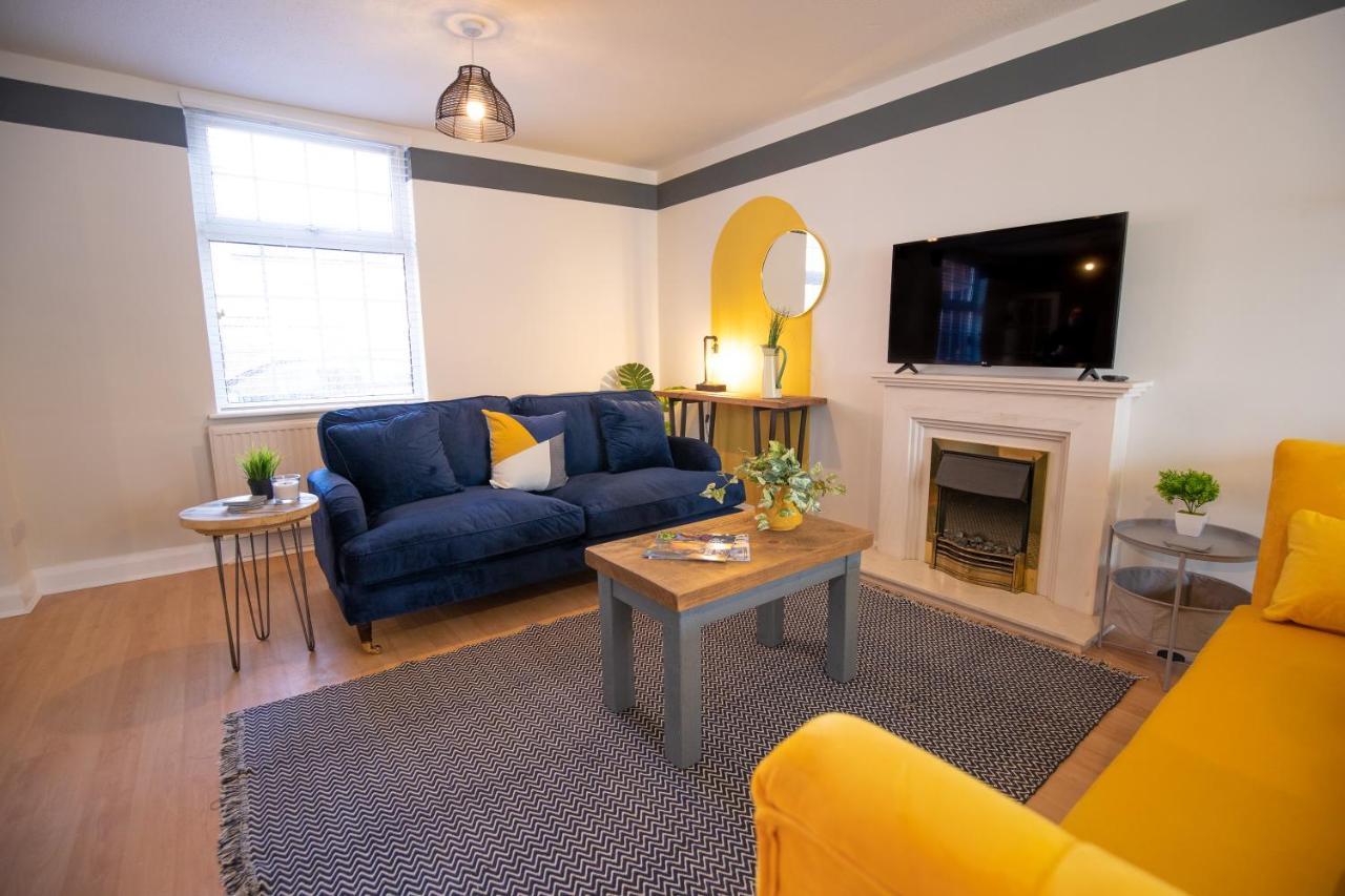 Saltbox Properties- Large!! 3 Bed, 3 Bath House, Parking, Fast Wifi, Town Centre Location! Sleeps 6 애쉬비드라주크 외부 사진