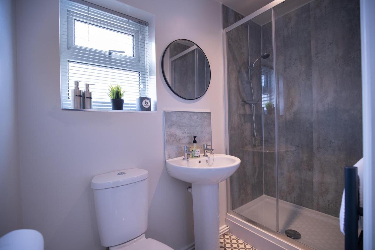 Saltbox Properties- Large!! 3 Bed, 3 Bath House, Parking, Fast Wifi, Town Centre Location! Sleeps 6 애쉬비드라주크 외부 사진