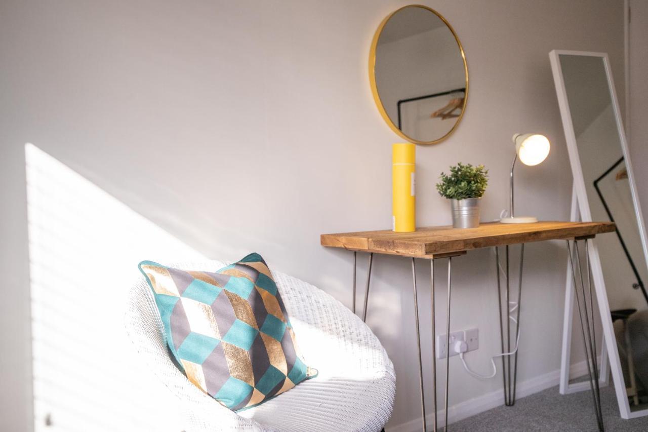 Saltbox Properties- Large!! 3 Bed, 3 Bath House, Parking, Fast Wifi, Town Centre Location! Sleeps 6 애쉬비드라주크 외부 사진