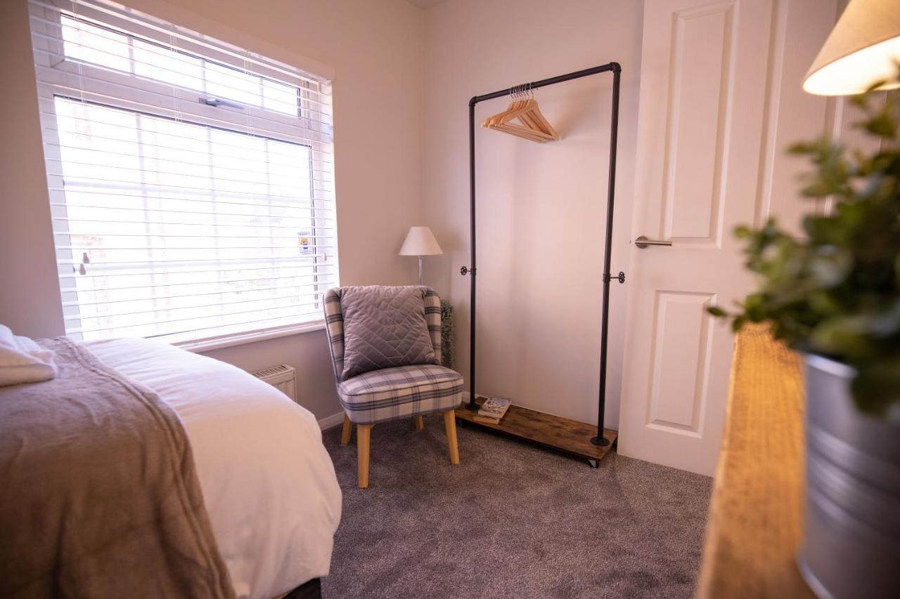 Saltbox Properties- Large!! 3 Bed, 3 Bath House, Parking, Fast Wifi, Town Centre Location! Sleeps 6 애쉬비드라주크 외부 사진