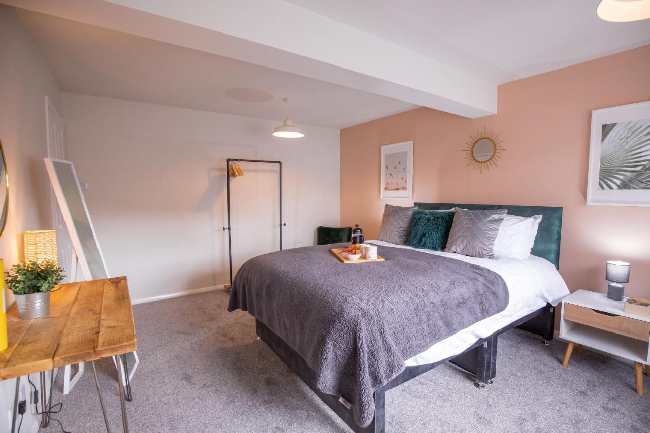 Saltbox Properties- Large!! 3 Bed, 3 Bath House, Parking, Fast Wifi, Town Centre Location! Sleeps 6 애쉬비드라주크 외부 사진
